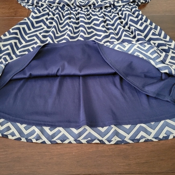 Charming Charlie Blue & Tan Geometric Print Flowy Cap Sleeve Mini Dress Size L - Picture 5 of 9